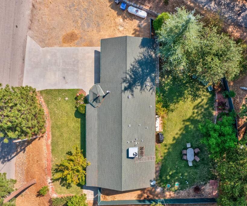 Acorn House - Charming House In Green Heaven With Pool Table With Lovely Backyard Oakhurst Exteriör bild