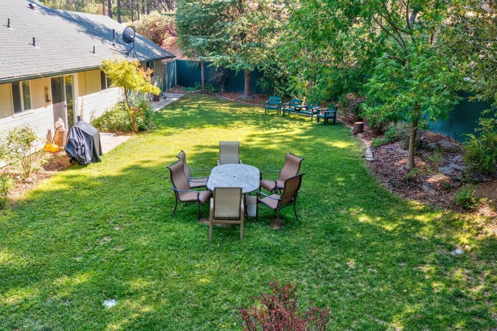 Acorn House - Charming House In Green Heaven With Pool Table With Lovely Backyard Oakhurst Exteriör bild